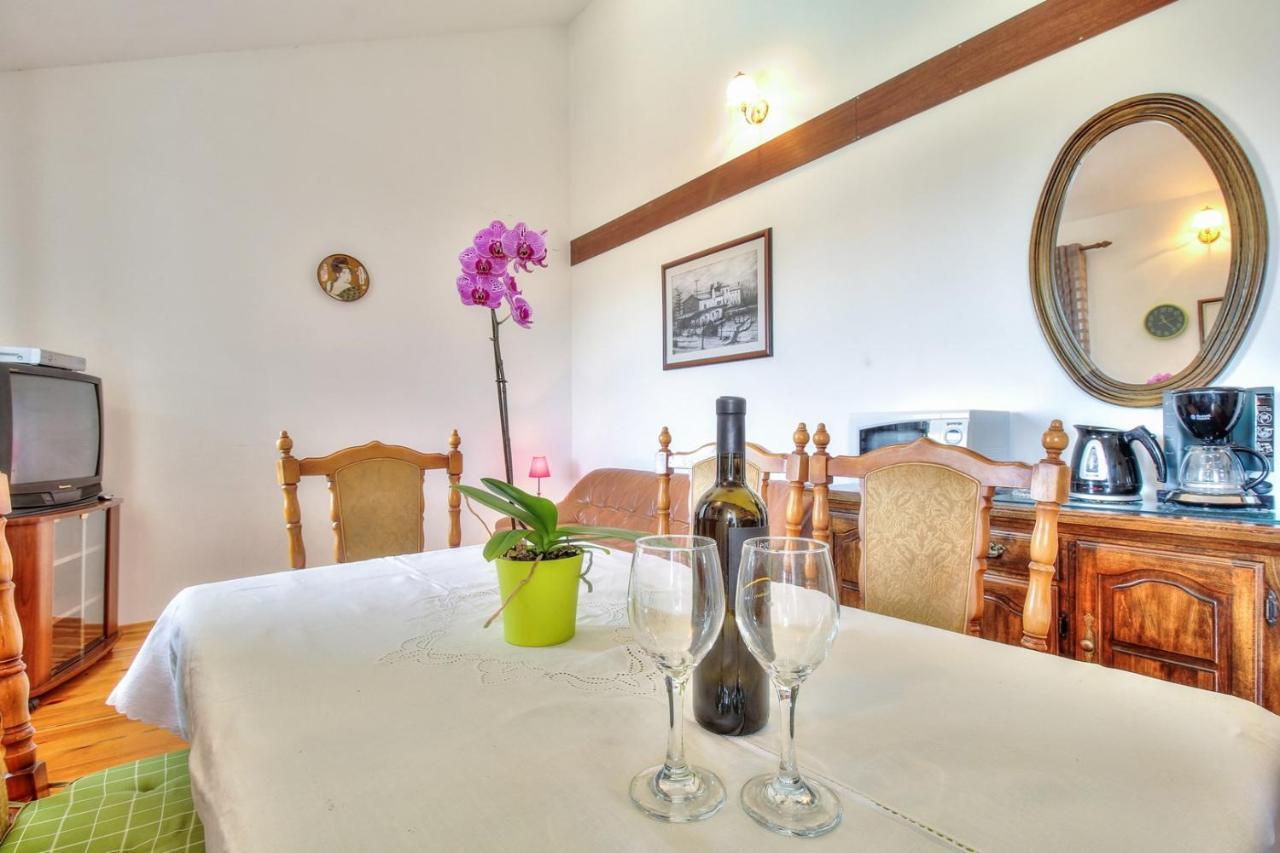 Nadia House With Apartments Zambratija  Exterior photo