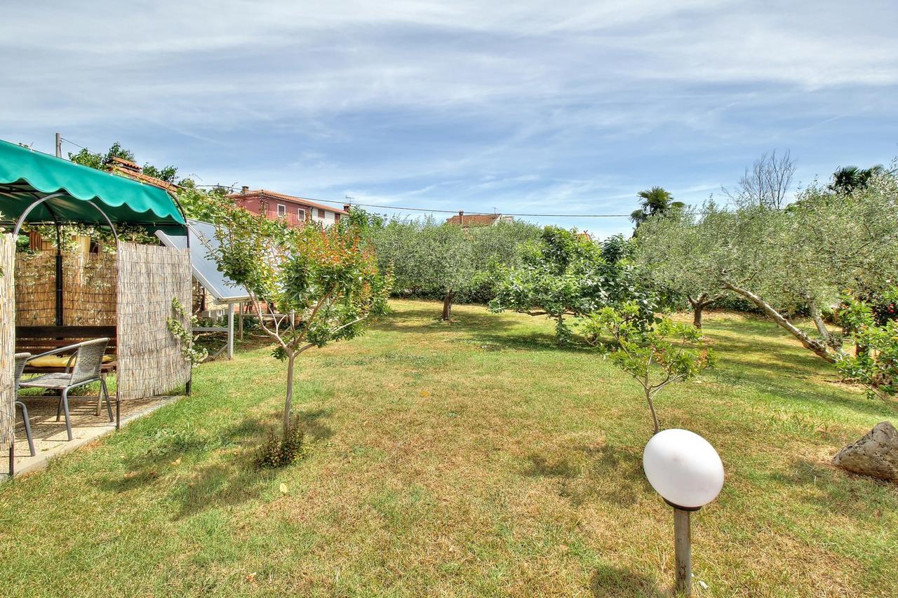 Nadia House With Apartments Zambratija  Exterior photo